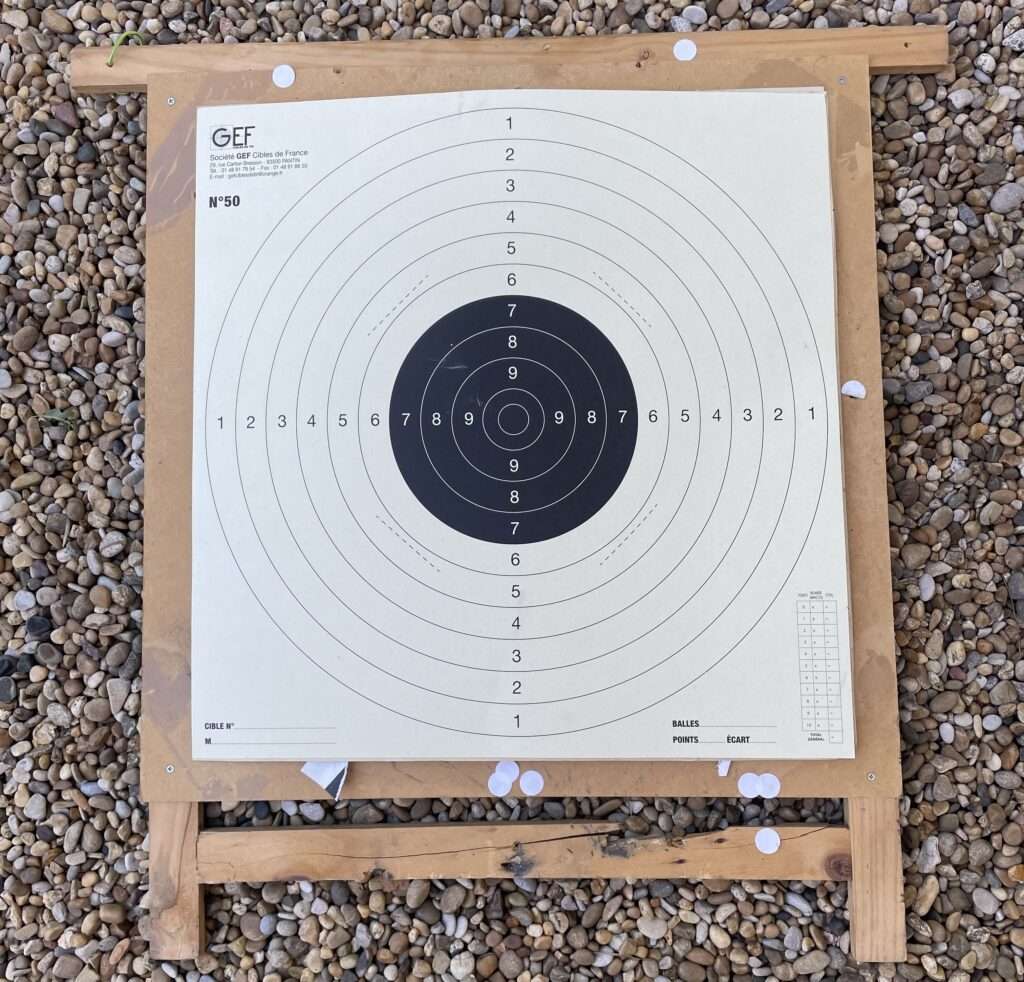 Cible de tir 55 cm utilisée pour le test du clip-on thermique Nocpix Mate H38R